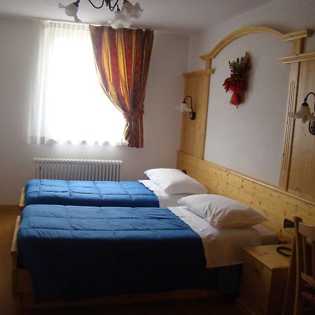 Hotel Pizzo Degli Uccelli Castello Tesino Eksteriør bilde